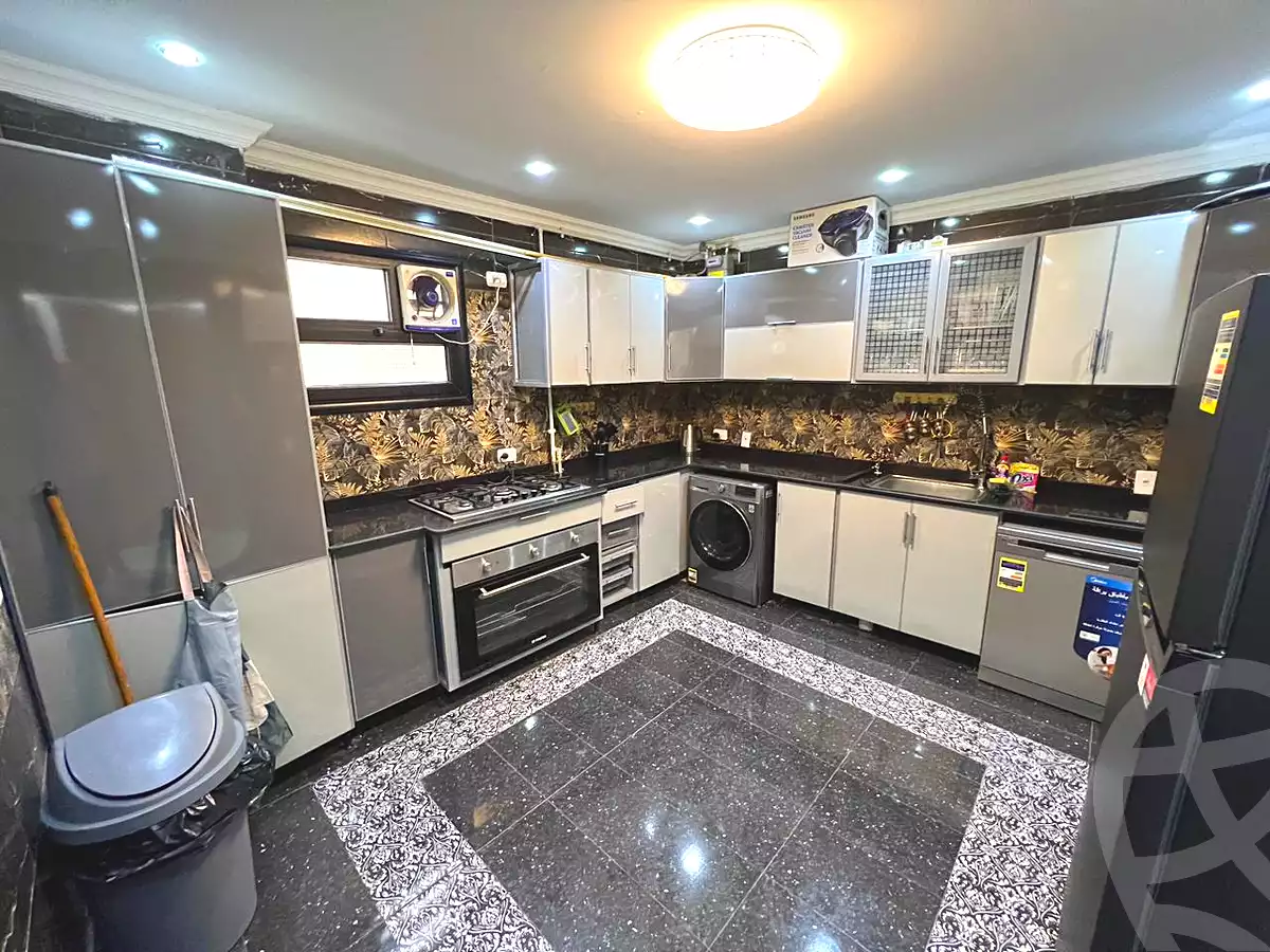 https://aqarmap.com.eg/ar/listing/6665766-for-sale-cairo-el-mohandesen-shareaa-ahmed-orabi