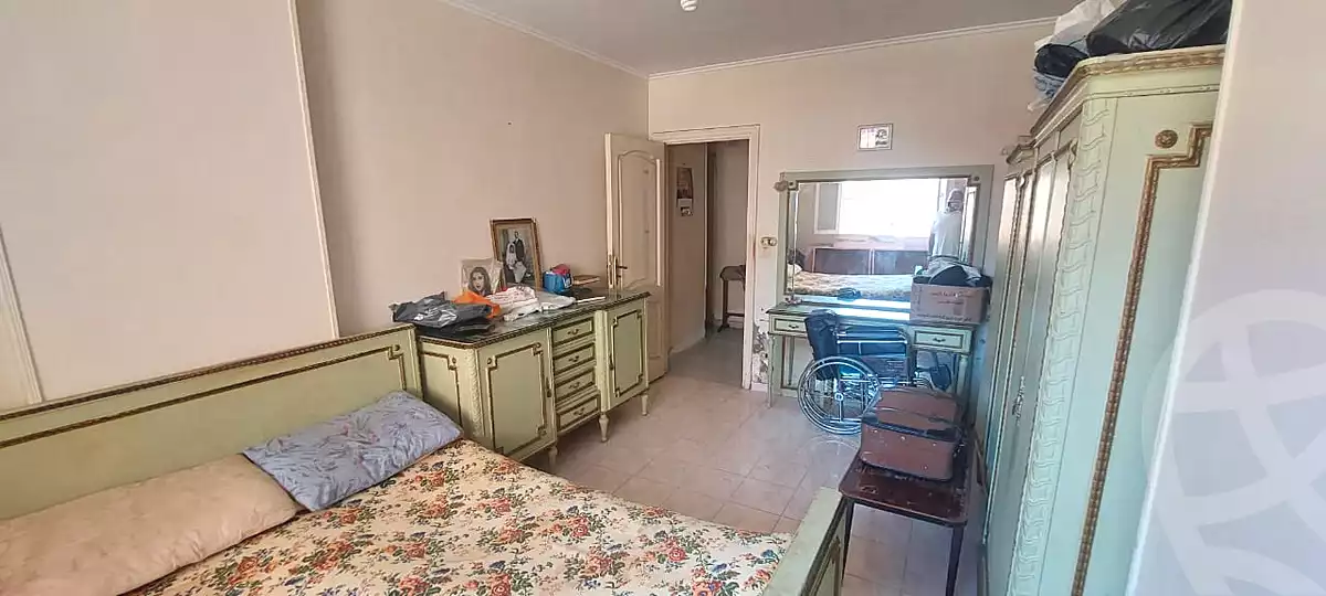 https://aqarmap.com.eg/ar/listing/6665803-for-sale-alexandria-kafr-abdo-kafr-abdou-st