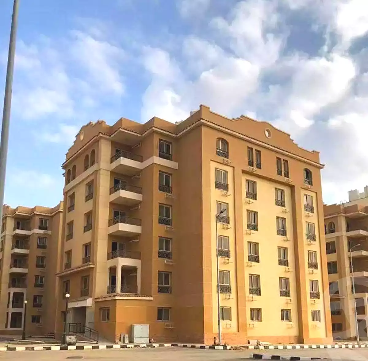 https://aqarmap.com.eg/ar/listing/6666252-for-sale-cairo-new-cairo-compounds-el-rekaba-el-edarea-compound