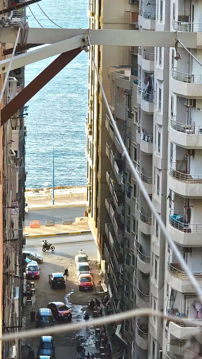 https://aqarmap.com.eg/ar/listing/6666427-for-sale-alexandria-sydy-bshr-sydy-bshr-bhry
