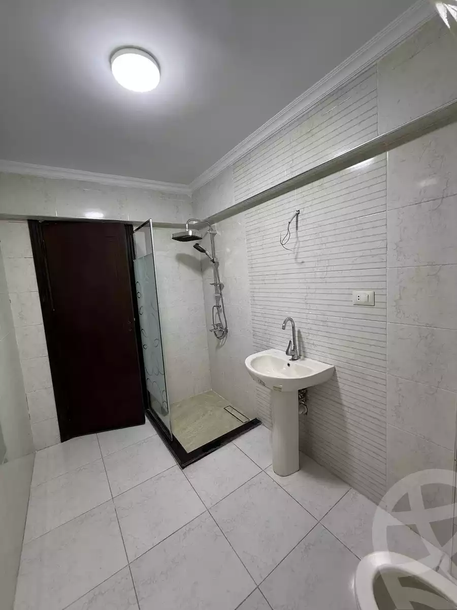 https://aqarmap.com.eg/ar/listing/6666558-for-sale-alexandria-el-asafra-l-sfr-bhry
