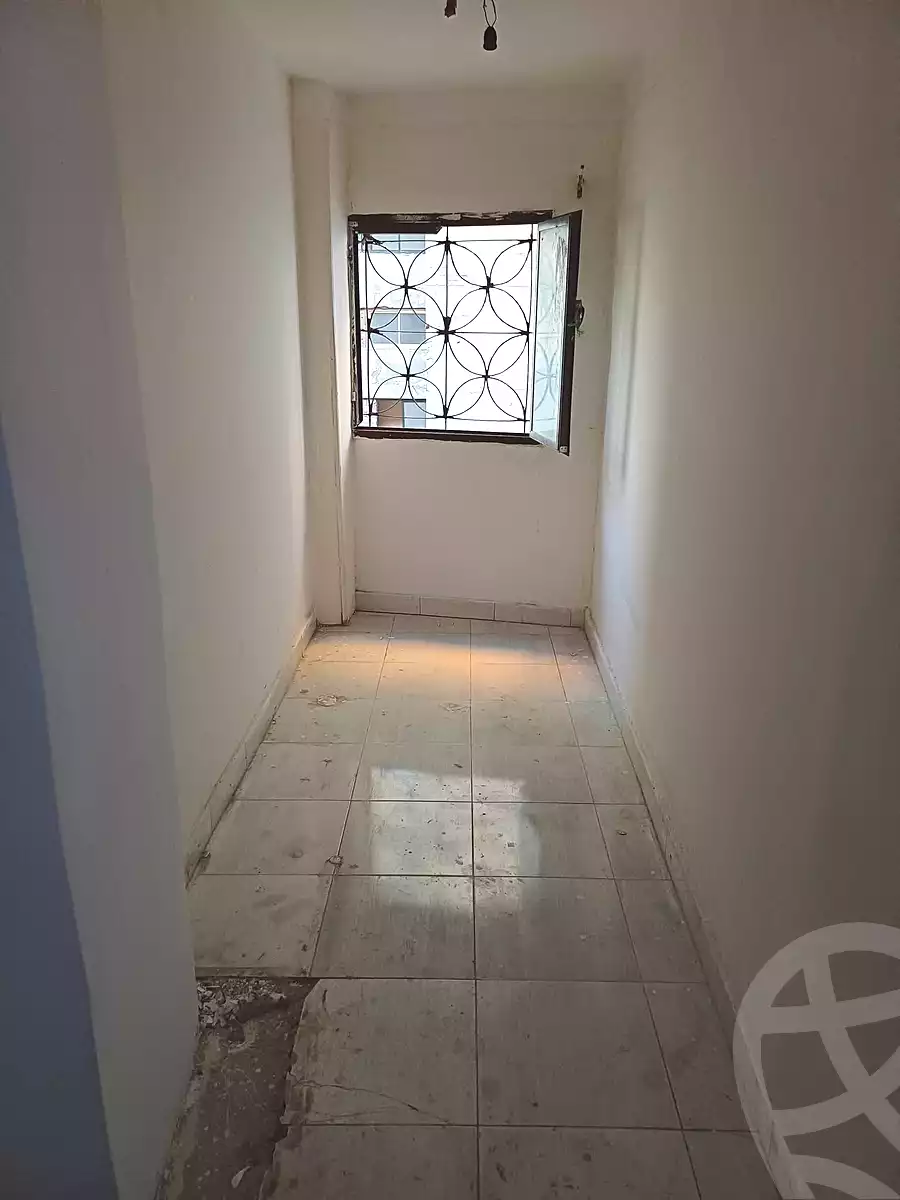 https://aqarmap.com.eg/en/listing/6666929-for-sale-alexandria-sydy-bshr-sydy-bshr-bhry-shr-khld-bn-lwlyd
