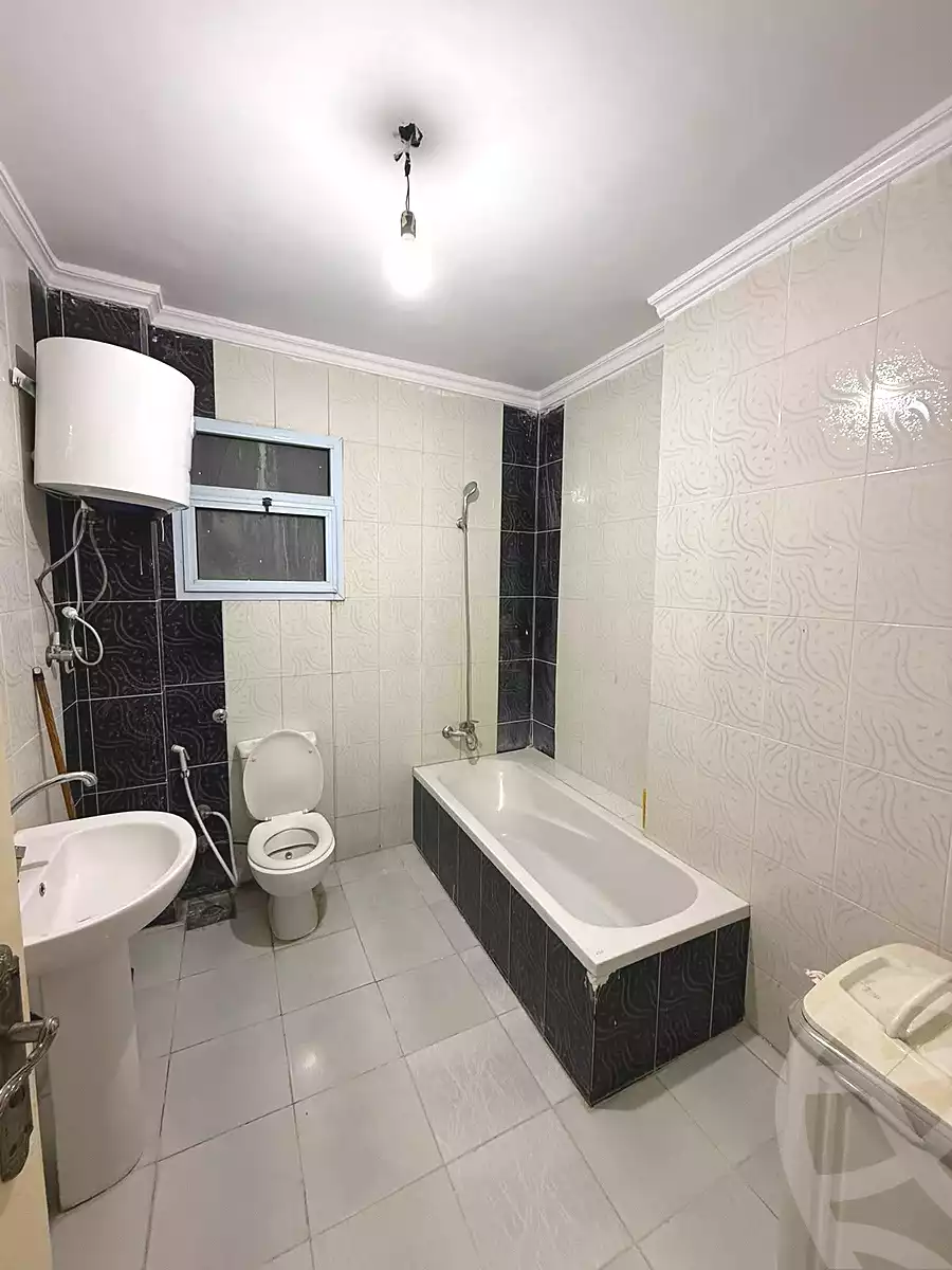 https://aqarmap.com.eg/ar/listing/6667354-for-sale-alexandria-el-asafra-l-sfr-bhry-atlas-st