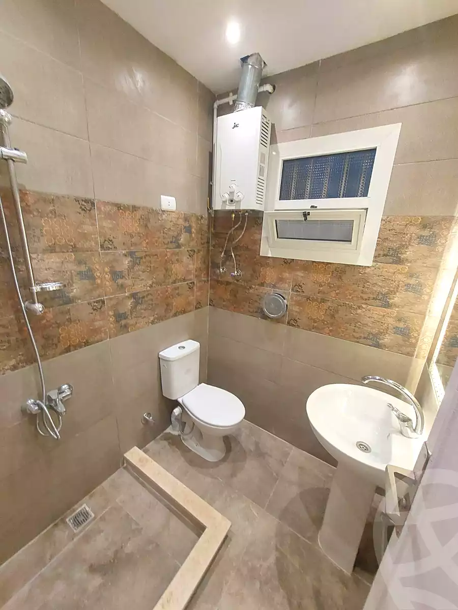 https://aqarmap.com.eg/ar/listing/6668104-for-sale-cairo-el-sheikh-zayed-city-shr-lshbb