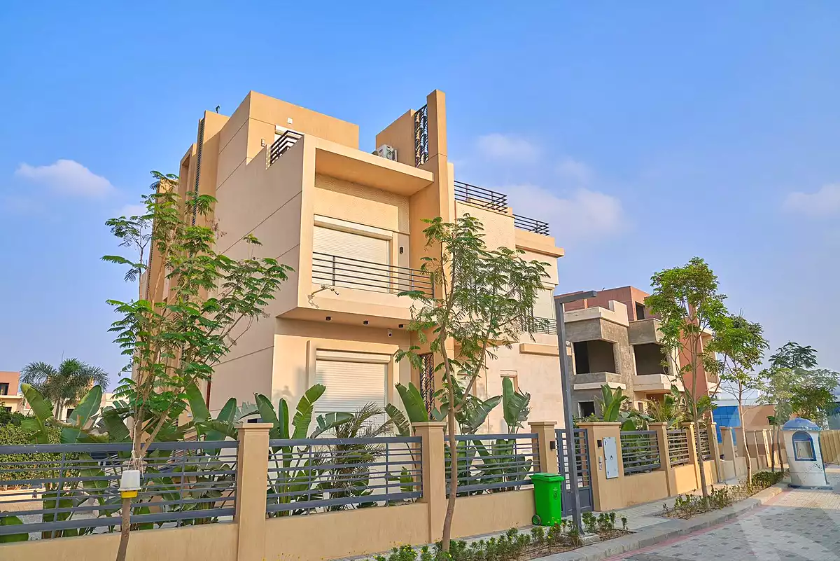 https://aqarmap.com.eg/en/listing/6668332-for-sale-cairo-el-sheikh-zayed-city-compounds-alma