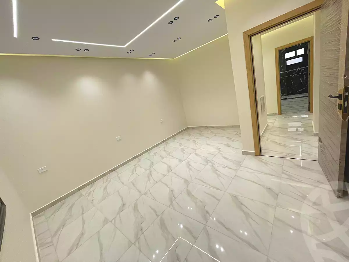 https://aqarmap.com.eg/ar/listing/6668474-for-sale-cairo-6th-of-october-garb-someed-neighborhood-5th