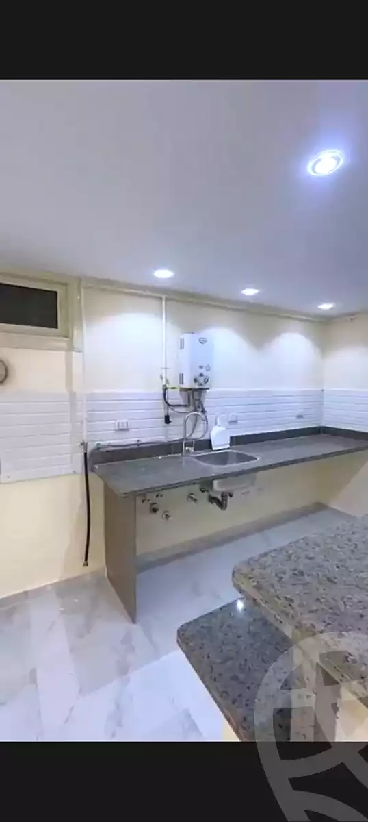 https://aqarmap.com.eg/ar/listing/6668806-for-rent-cairo-6th-of-october-el-ahyaa-neighborhood-1st-sixth-neighborhood