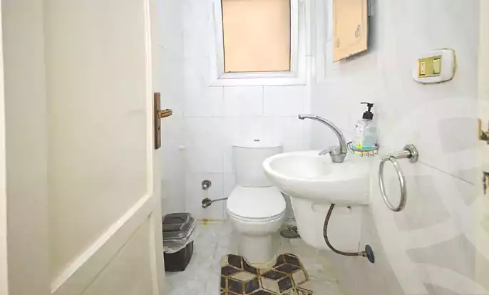 https://aqarmap.com.eg/ar/listing/6668828-for-sale-alexandria-el-montazah-compounds-in-el-montazah-royal-plaza-compound-al-halawany