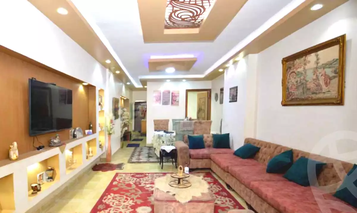 https://aqarmap.com.eg/ar/listing/6670393-for-sale-alexandria-el-montazah-compounds-in-el-montazah-royal-plaza-compound-al-halawany