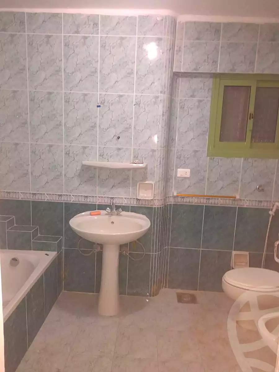 https://aqarmap.com.eg/ar/listing/6670409-for-sale-alexandria-el-asafra-l-sfr-bhry