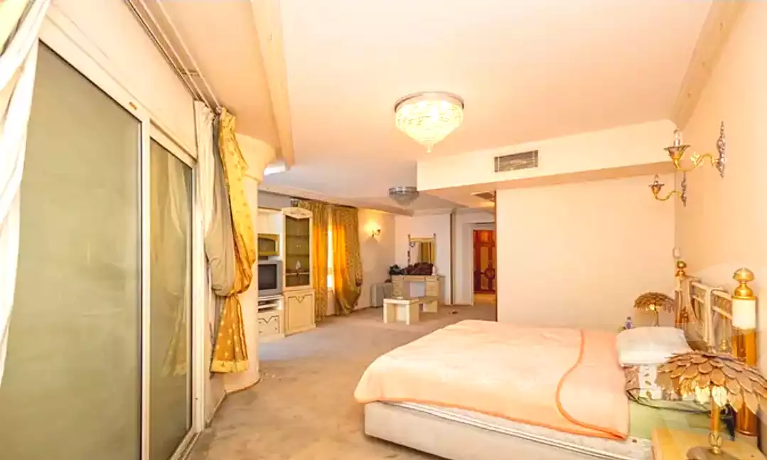 https://aqarmap.com.eg/ar/listing/6670477-for-sale-alexandria-camp-cesar-el-gaish-rd