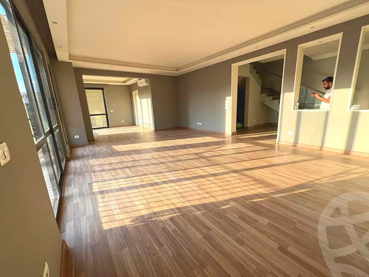 https://aqarmap.com.eg/ar/listing/6670816-for-rent-cairo-el-sheikh-zayed-city-compounds-kmbwnd-wyst-twn-swdyk