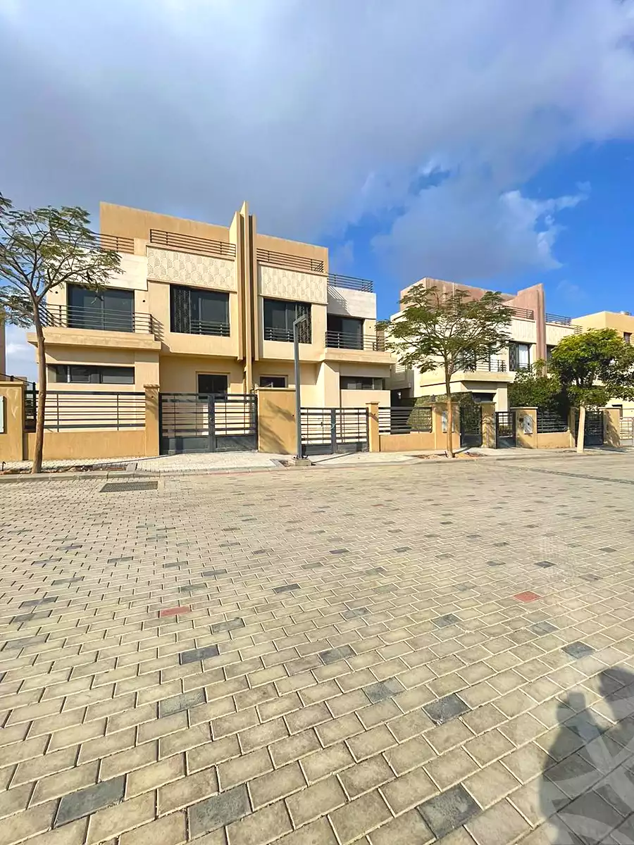 https://aqarmap.com.eg/ar/listing/6670923-for-sale-cairo-el-sheikh-zayed-city-compounds-alma