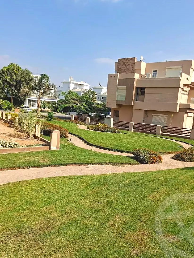 https://aqarmap.com.eg/en/listing/6671268-for-sale-cairo-6th-of-october-compounds-rayos