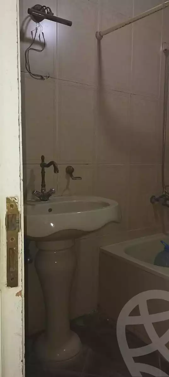 https://aqarmap.com.eg/en/listing/6671330-for-rent-cairo-ain-shams-ain-shams-el-sharkia-ahmed-orabi-st
