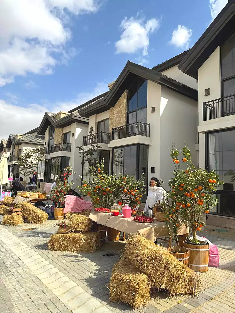https://aqarmap.com.eg/ar/listing/6671762-for-sale-cairo-new-cairo-compounds-mwntn-fyw-y-syty-the-marq-mountain-view-icity