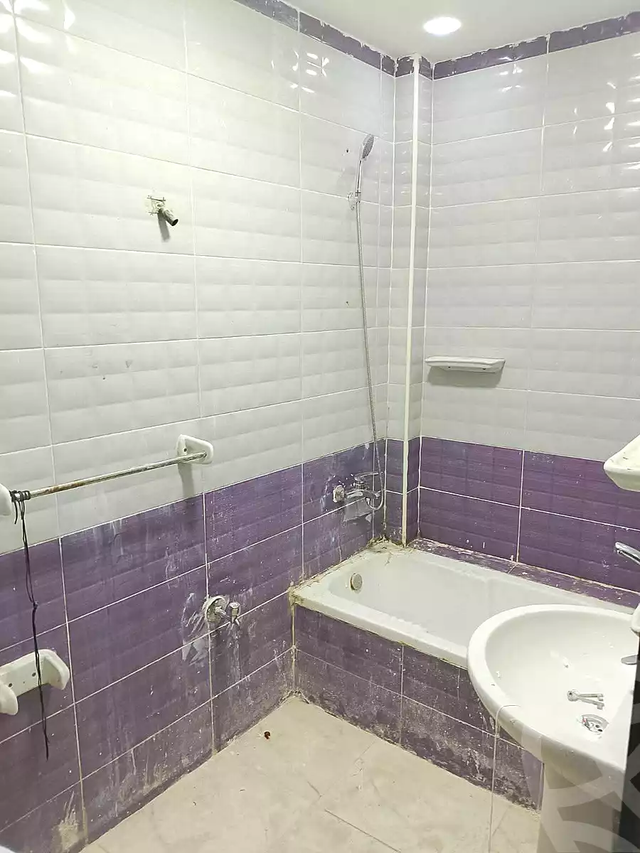 https://aqarmap.com.eg/en/listing/6671951-for-sale-alexandria-l-jmy-el-hanouvel