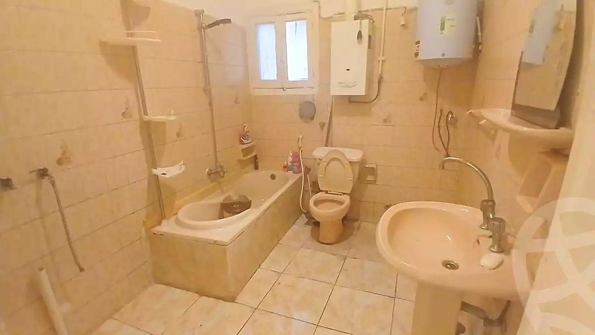 https://aqarmap.com.eg/en/listing/6672518-for-sale-alexandria-ganaklis