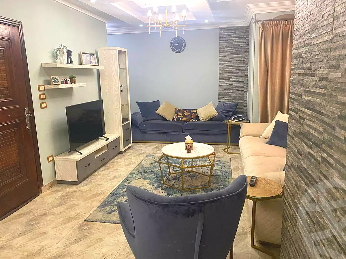 https://aqarmap.com.eg/en/listing/6673919-for-sale-cairo-helwan-helwan-el-sharkeya-mostafa-safwat-st