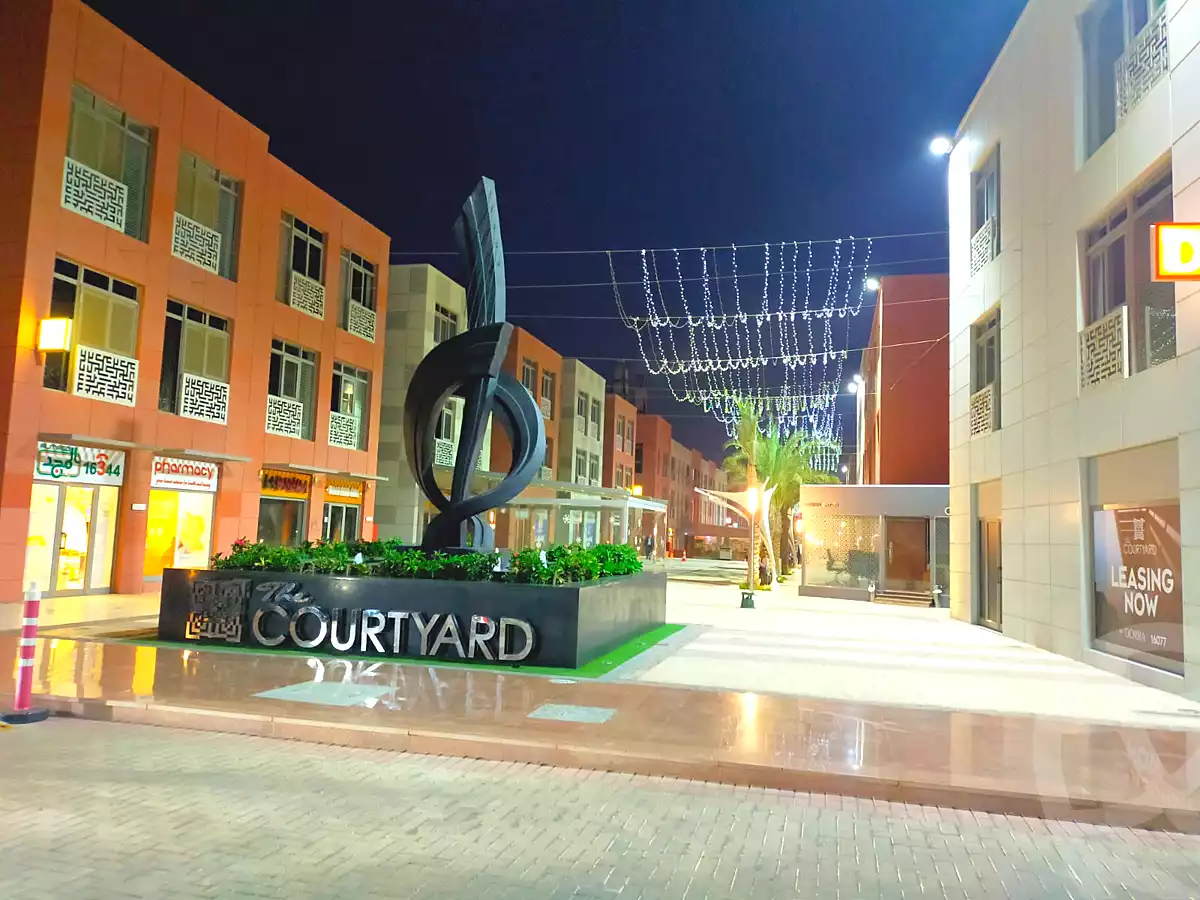 https://aqarmap.com.eg/ar/listing/6674091-for-rent-cairo-el-sheikh-zayed-city-compounds-the-courtyard-mall-dorra