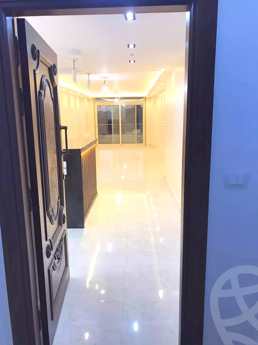 https://aqarmap.com.eg/en/listing/6675013-for-rent-alexandria-el-montazah-compounds-in-el-montazah-royal-plaza-compound-al-halawany