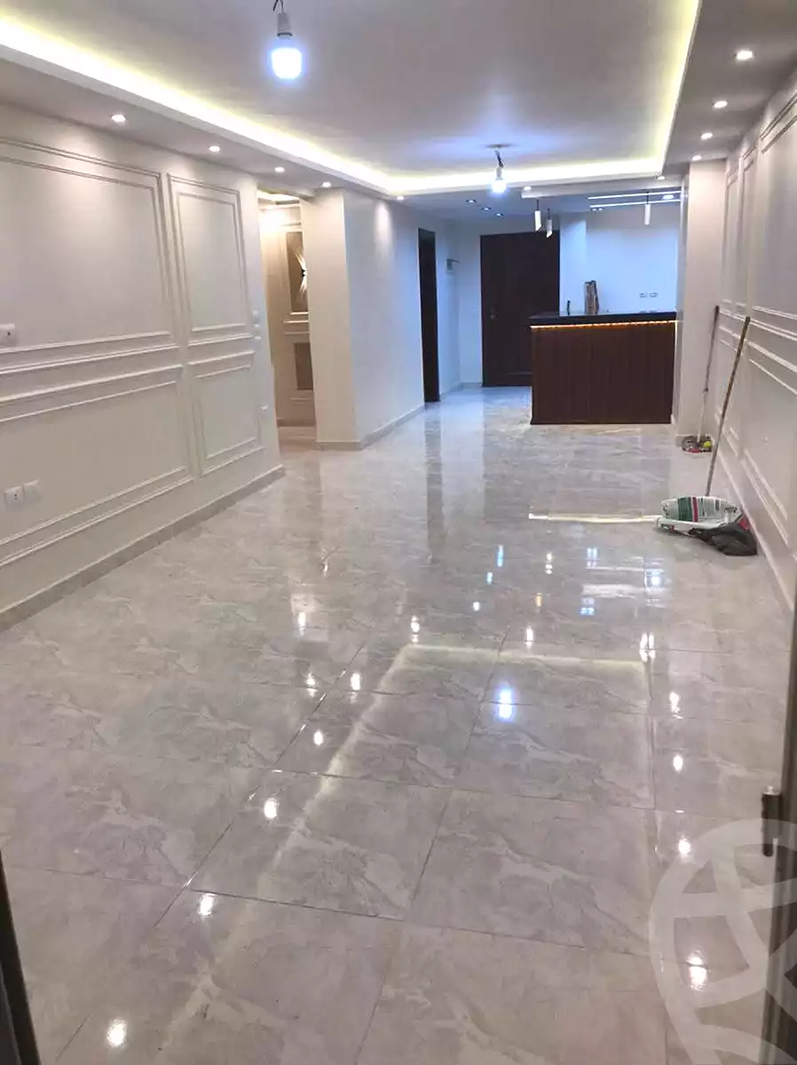 https://aqarmap.com.eg/en/listing/6675013-for-rent-alexandria-el-montazah-compounds-in-el-montazah-royal-plaza-compound-al-halawany
