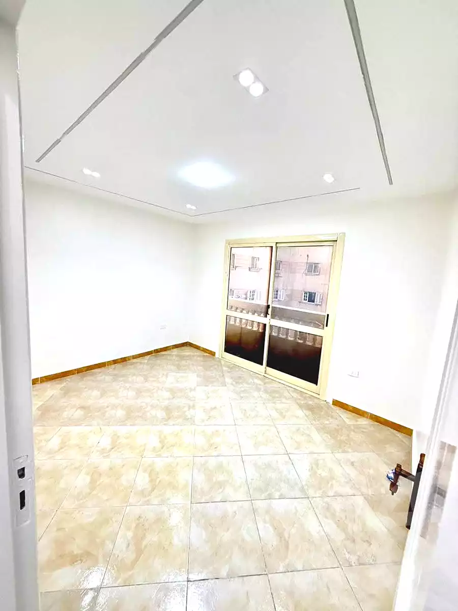 https://aqarmap.com.eg/ar/listing/6675579-for-sale-alexandria-sydy-bshr-sydy-bshr-bhry
