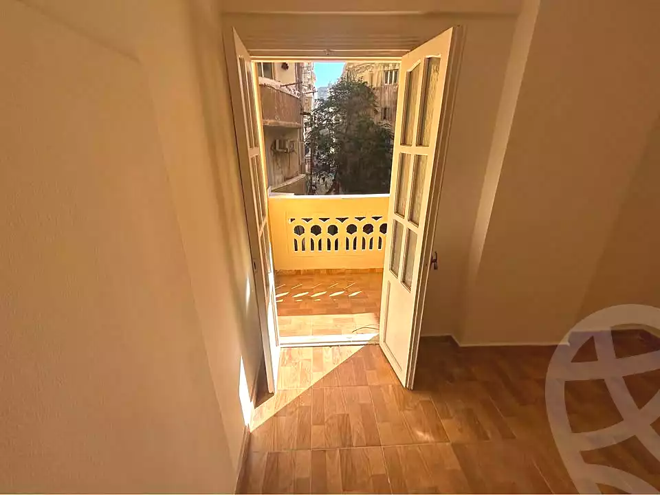 https://aqarmap.com.eg/en/listing/6675723-for-rent-alexandria-ganaklis