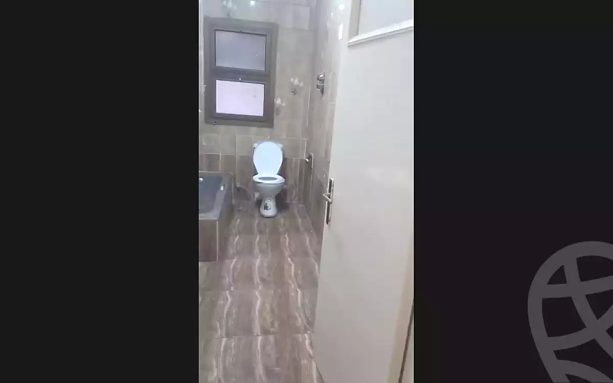 https://aqarmap.com.eg/en/listing/6675971-for-rent-cairo-downtown-bab-el-loaa-noubar-st