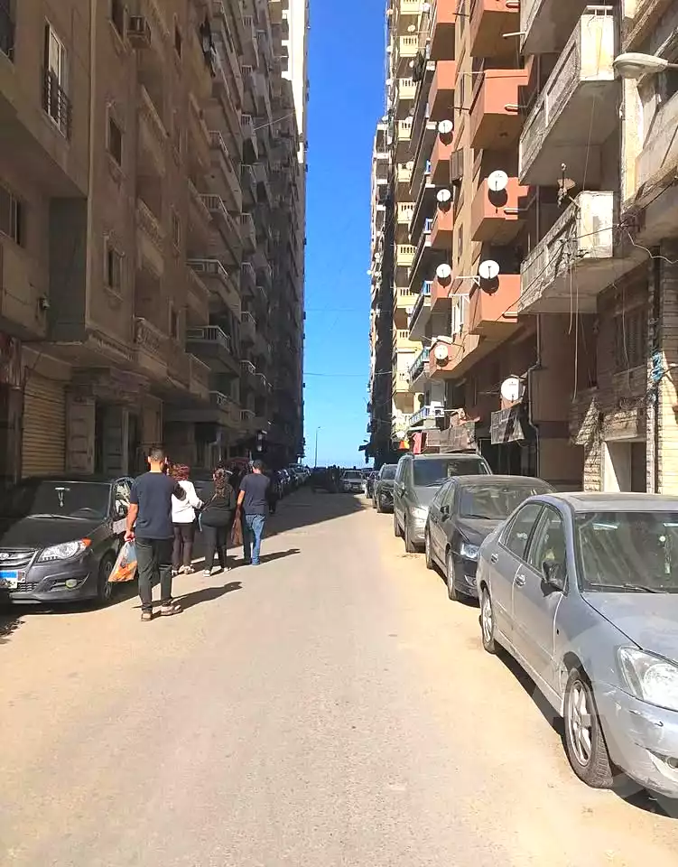 https://aqarmap.com.eg/en/listing/6676149-for-sale-alexandria-miami-el-gaish-rd-st