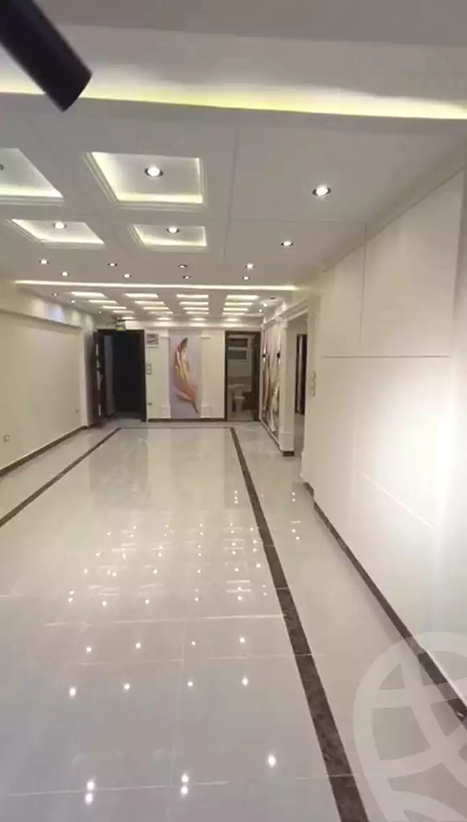 https://aqarmap.com.eg/ar/listing/6676495-for-sale-alexandria-el-asafra-l-sfr-bhry-edrees-st