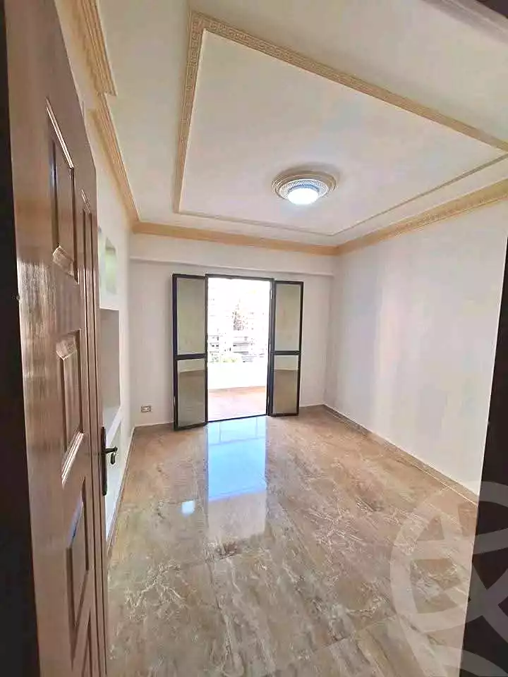 https://aqarmap.com.eg/ar/listing/6676744-for-sale-alexandria-sydy-bshr-sydy-bshr-bhry-street-16