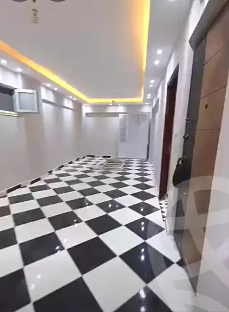https://aqarmap.com.eg/ar/listing/6676906-for-sale-alexandria-sydy-bshr-sydy-bshr-bhry-khalil-hamada-st