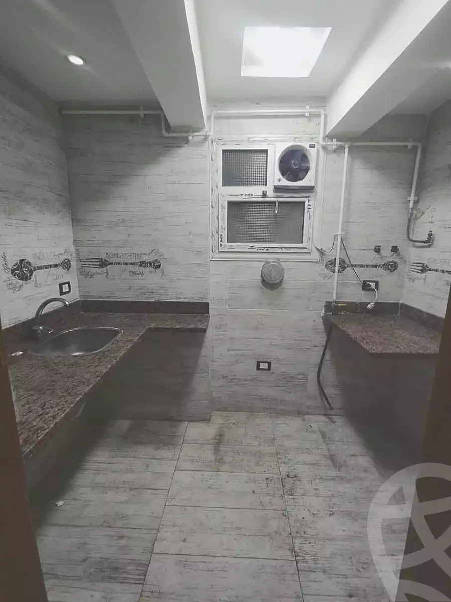 https://aqarmap.com.eg/ar/listing/6676838-for-sale-alexandria-l-jmy-lbytsh-ain-shams-st