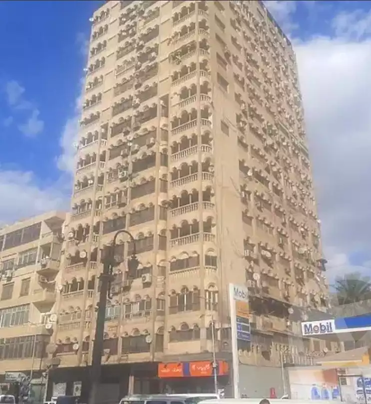 https://aqarmap.com.eg/en/listing/6676966-for-sale-cairo-old-cairo-nile-corniche-st