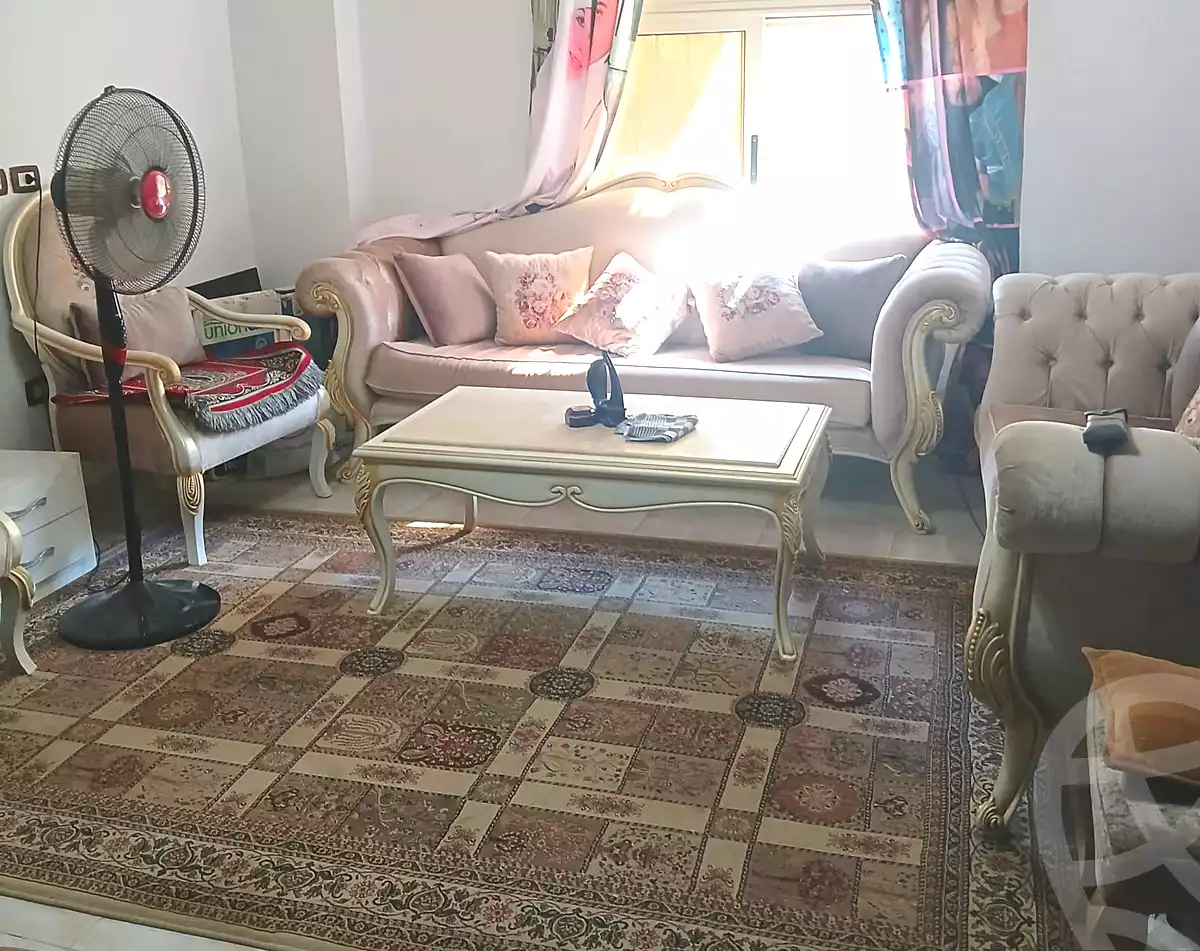 https://aqarmap.com.eg/ar/listing/6676955-for-sale-cairo-el-sheikh-zayed-city-compounds-hadayek-el-mohandiseen