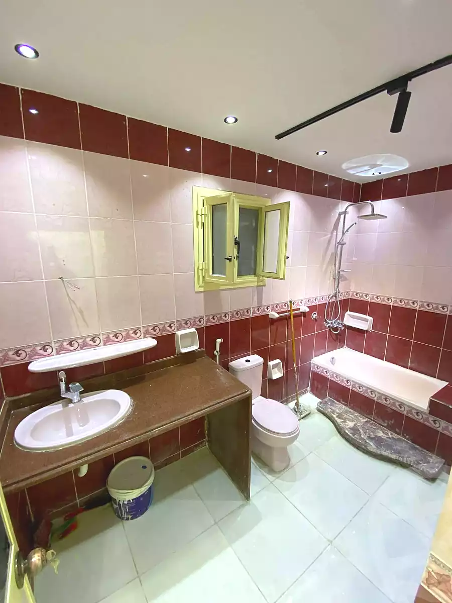 https://aqarmap.com.eg/ar/listing/6677097-for-sale-alexandria-l-jmy-lbytsh-al-kaada-st