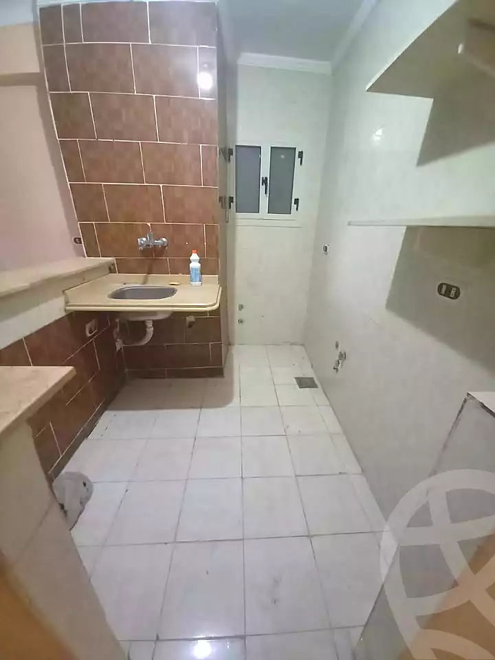 https://aqarmap.com.eg/ar/listing/6677117-for-sale-alexandria-sydy-bshr-sydy-bshr-qbly