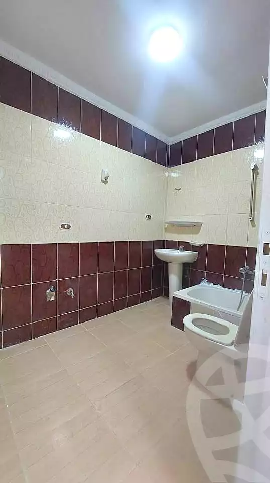 https://aqarmap.com.eg/en/listing/6677234-for-sale-alexandria-l-jmy-shataa-el-nakheel