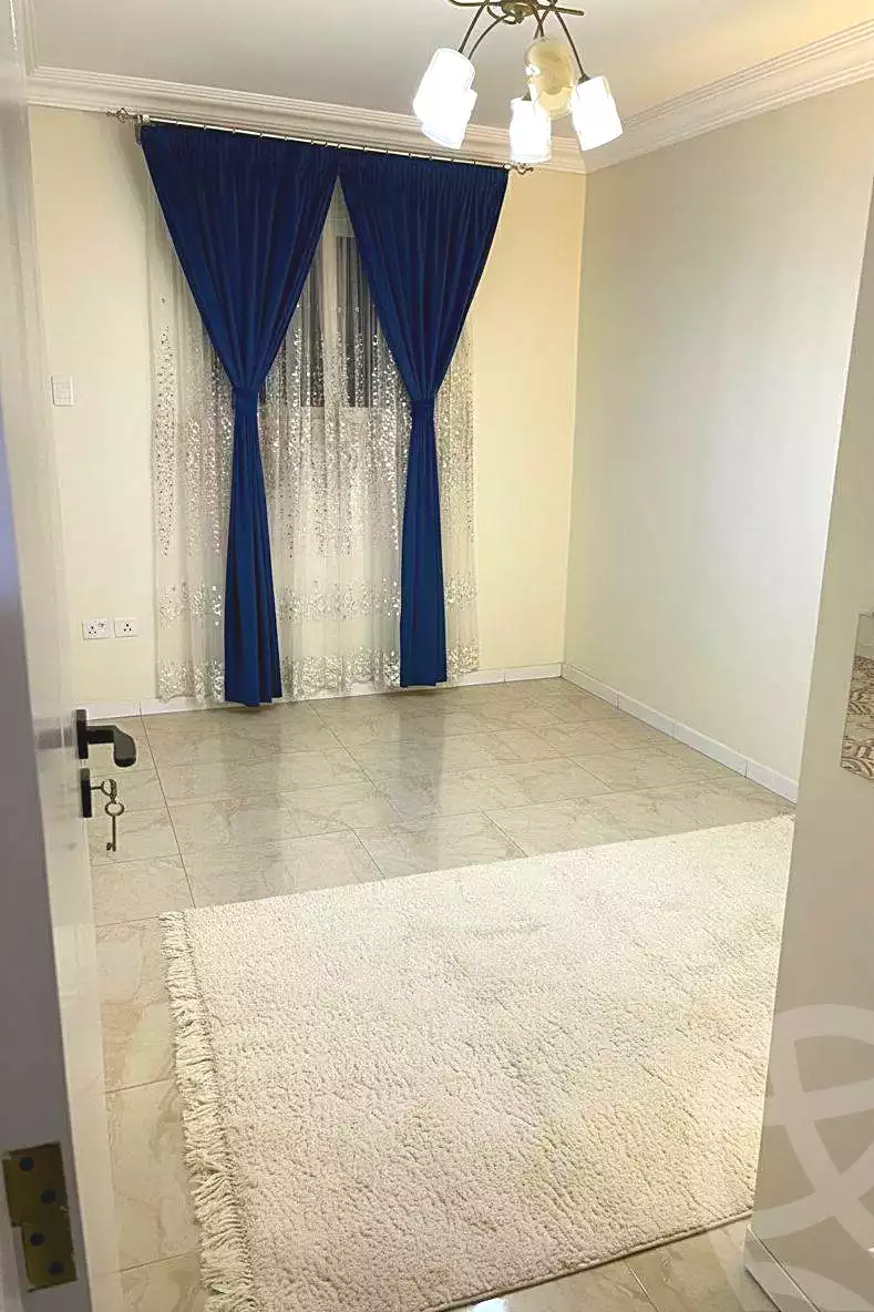 https://aqarmap.com.eg/ar/listing/6677240-for-rent-cairo-ain-shams-jsr-lswys