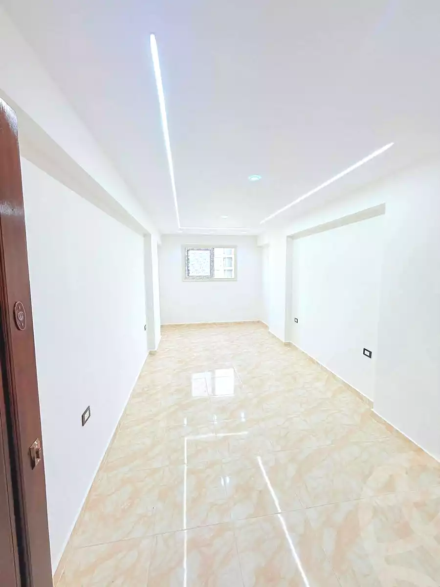 https://aqarmap.com.eg/ar/listing/6677292-for-sale-alexandria-lsywf-el-falki
