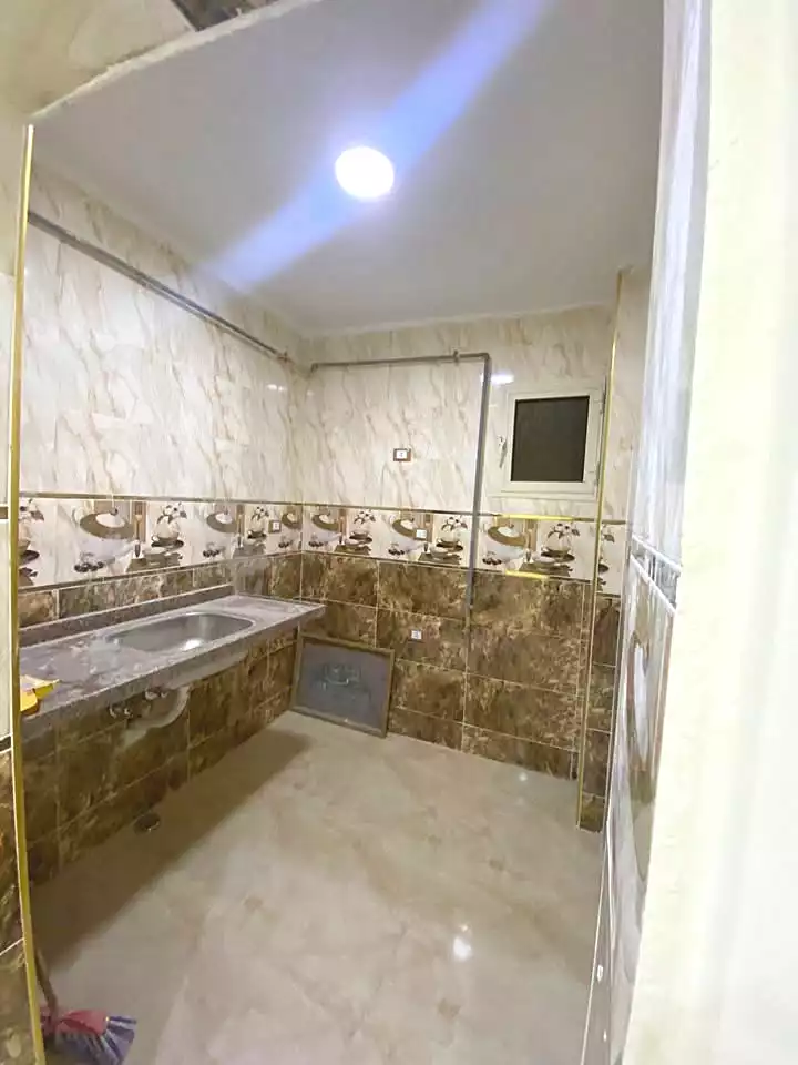 https://aqarmap.com.eg/en/listing/6677426-for-sale-alexandria-l-jmy-lbytsh-el-reyad-st