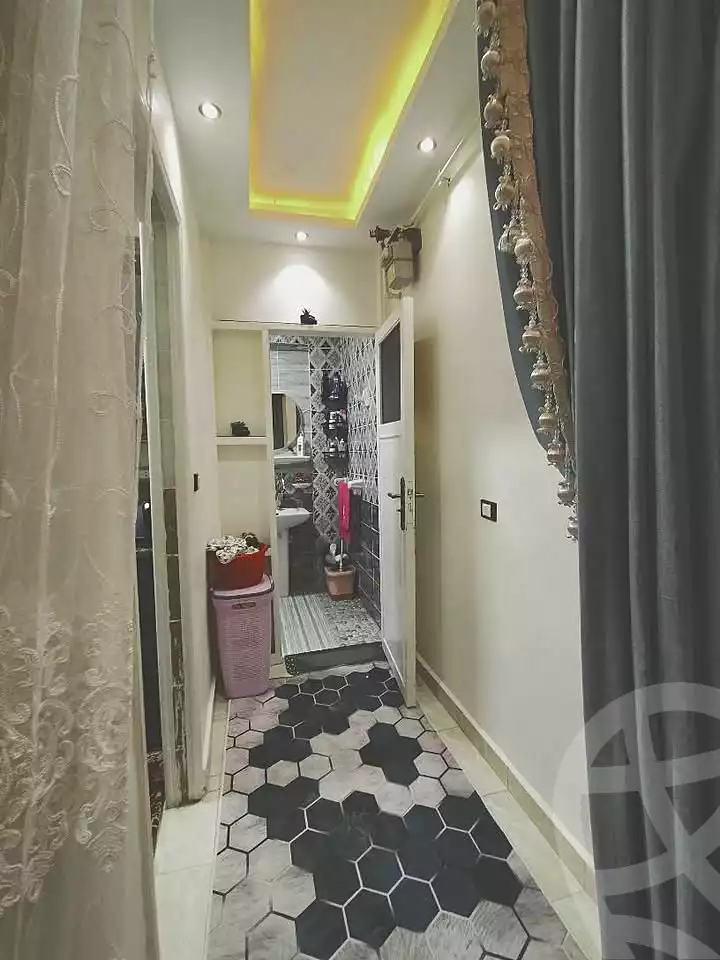 https://aqarmap.com.eg/ar/listing/6677491-for-sale-alexandria-l-jmy-lbytsh-ain-shams-st