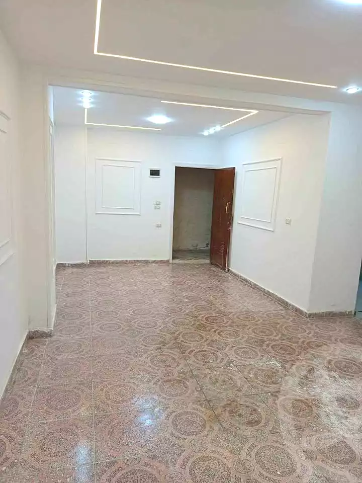 https://aqarmap.com.eg/ar/listing/6677587-for-sale-alexandria-l-jmy-lbytsh-ibrahim-othman-st