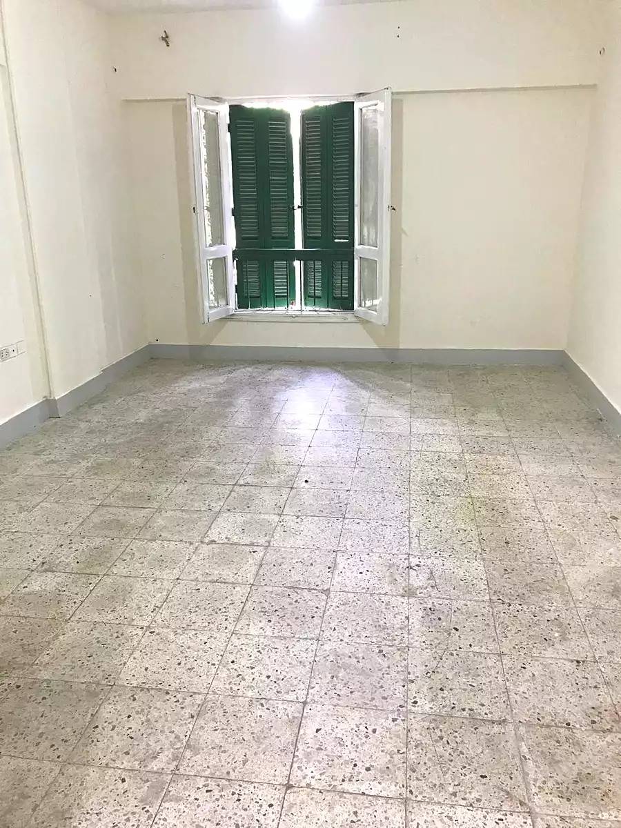 https://aqarmap.com.eg/ar/listing/6677972-for-rent-cairo-el-sheikh-zayed-city-compounds-hyper-one