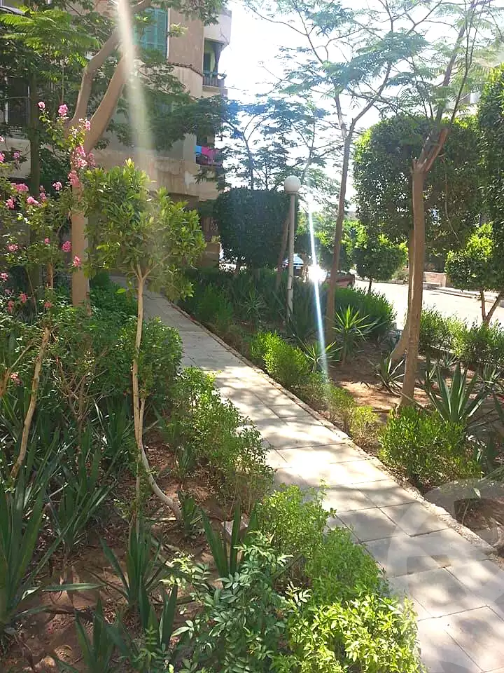 https://aqarmap.com.eg/ar/listing/6677972-for-rent-cairo-el-sheikh-zayed-city-compounds-hyper-one