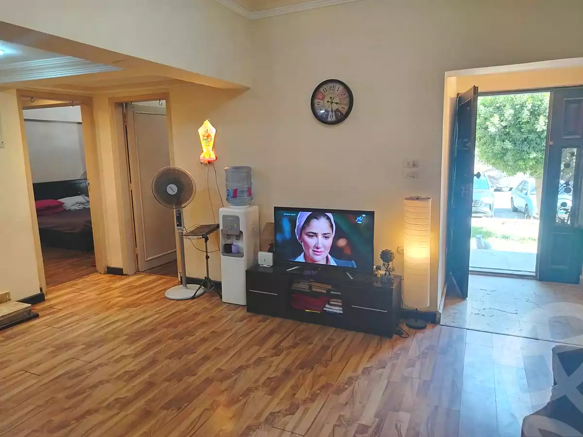 https://aqarmap.com.eg/en/listing/6678903-for-sale-cairo-6th-of-october-el-ahyaa-neighborhood-1st-third-neighborhood
