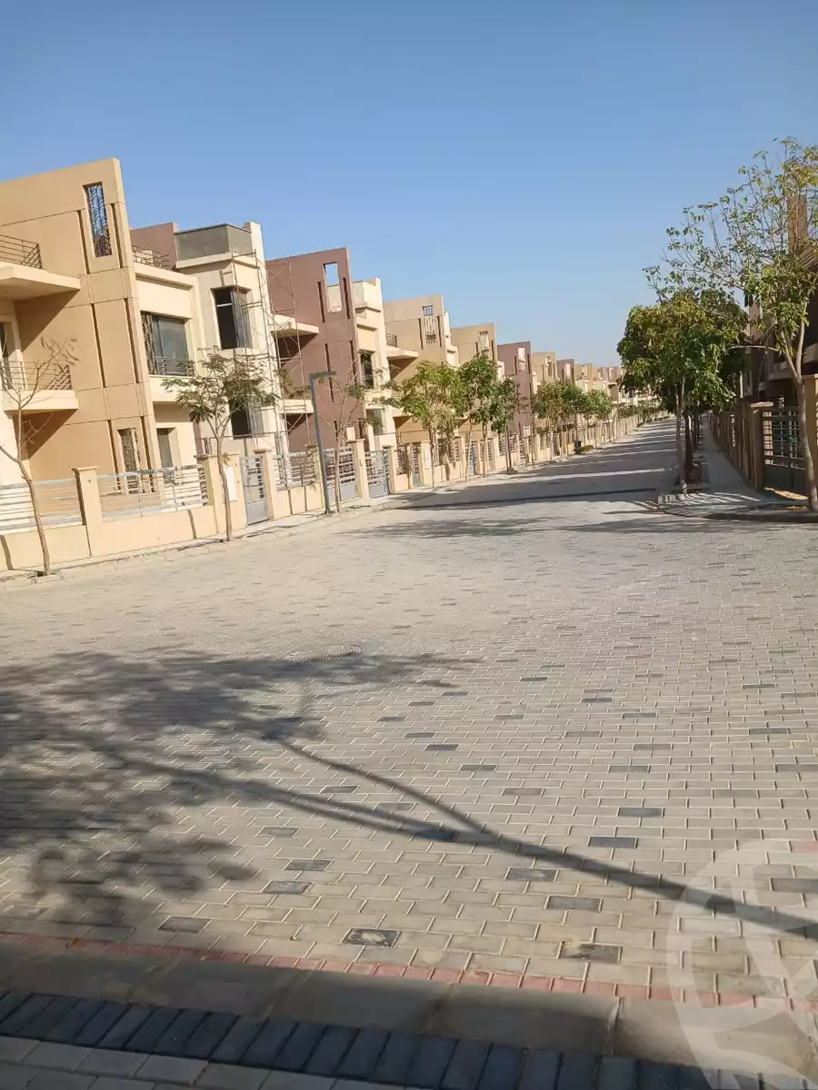 https://aqarmap.com.eg/ar/listing/6678942-for-sale-cairo-el-sheikh-zayed-city-compounds-alma