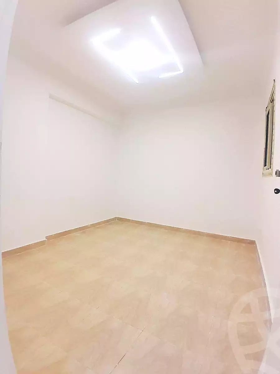 https://aqarmap.com.eg/ar/listing/6678963-for-sale-alexandria-el-asafra-l-sfr-bhry