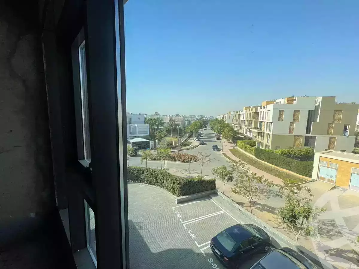 https://aqarmap.com.eg/en/listing/6679134-for-sale-cairo-el-sheikh-zayed-city-compounds-the-polygon